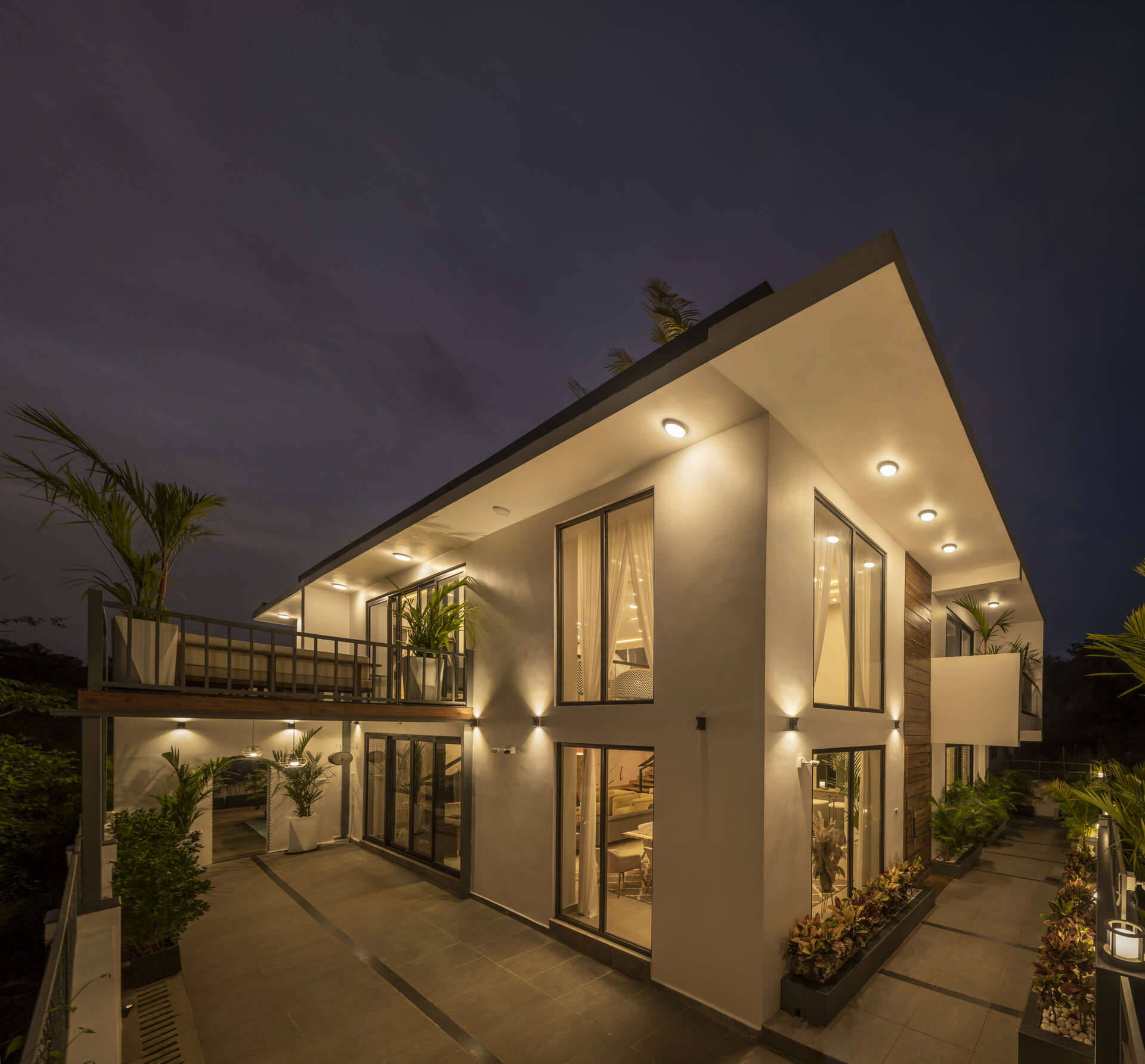 Private-Villa-Near-Beach-In-North-Goa-Luxcape-Villas